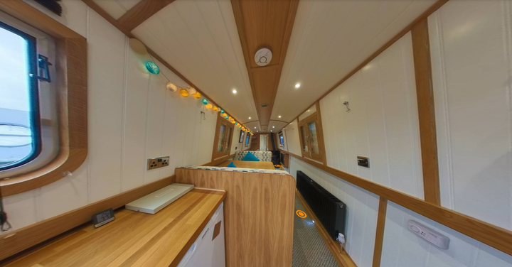 360° tour of Simply Be, narrowboat for sale